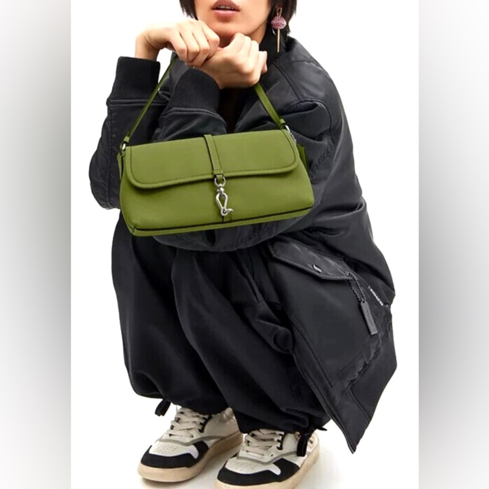 New Coach Hamptons Shoulder Bag in Dark Lime - Picture 4 of 12